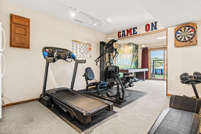 13729 W Preserve Boulevard, Burnsville, MN 55337