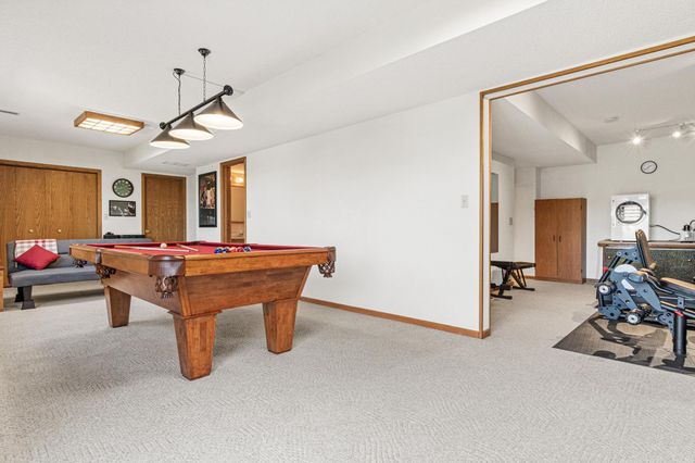 13729 W Preserve Boulevard, Burnsville, MN 55337