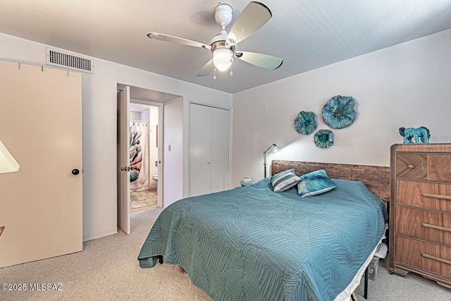 329 S Paseo Tierra, Green Valley, AZ 85614