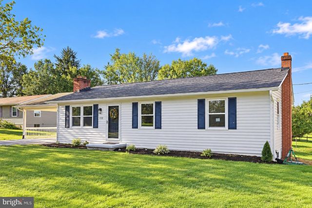 1422 TUSCAWILLA DR, Charles Town, WV 25414