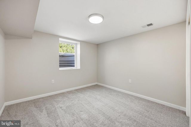1422 TUSCAWILLA DR, Charles Town, WV 25414