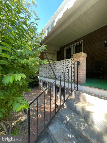1820 MASSACHUSETTS AVE SE, Washington, DC 20003