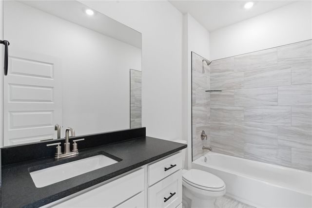 256 S Gala Avenue, Fayetteville, AR 72701