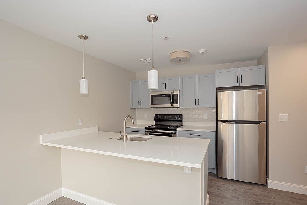 882 Massachusetts Ave 3F, Arlington, MA 02452