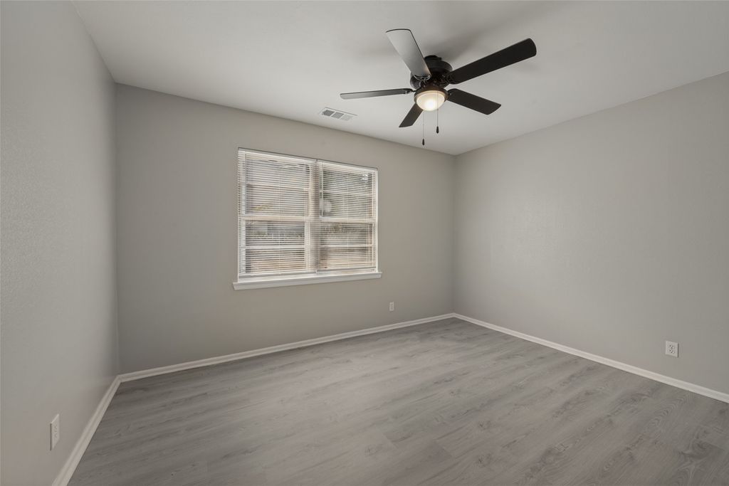 408 E Tucker Boulevard, Arlington, TX 76010 — photo 4