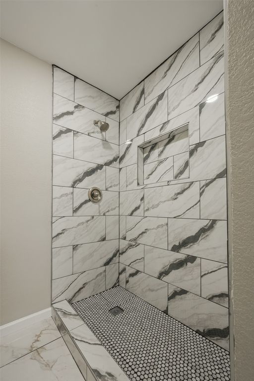 408 E Tucker Boulevard, Arlington, TX 76010 — photo 5