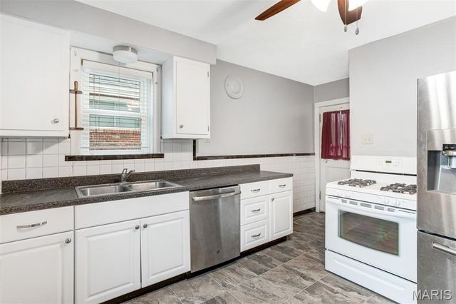 7819 Kenridge Lane, St Louis, MO 63119