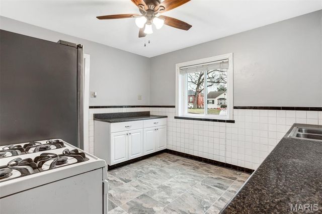 7819 Kenridge Lane, St Louis, MO 63119