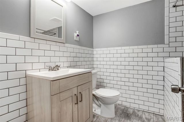 7819 Kenridge Lane, St Louis, MO 63119