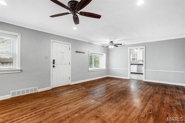 7819 Kenridge Lane, St Louis, MO 63119