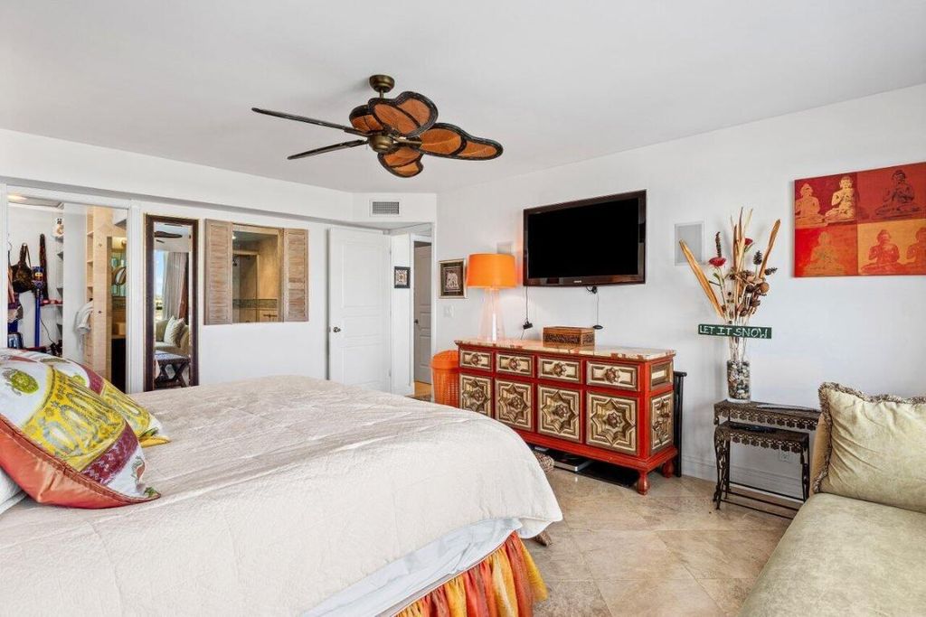 Image 21 of property listing at 2800 S Ocean Boulevard 11c, Boca Raton, FL 33432