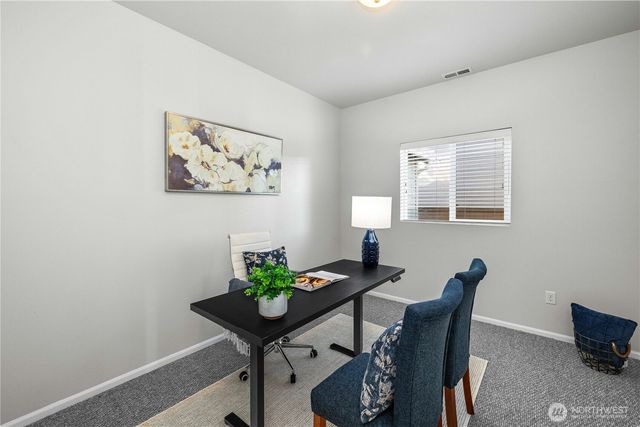 26219 243rd Place SE, Maple Valley, WA 98038