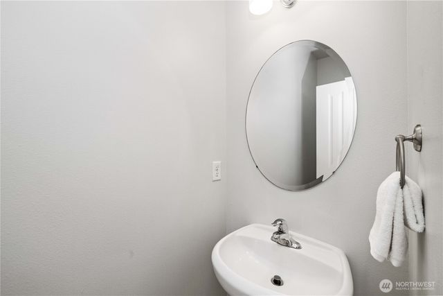 26219 243rd Place SE, Maple Valley, WA 98038