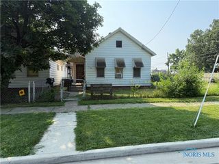2938 Chase Street, Toledo, OH 43611