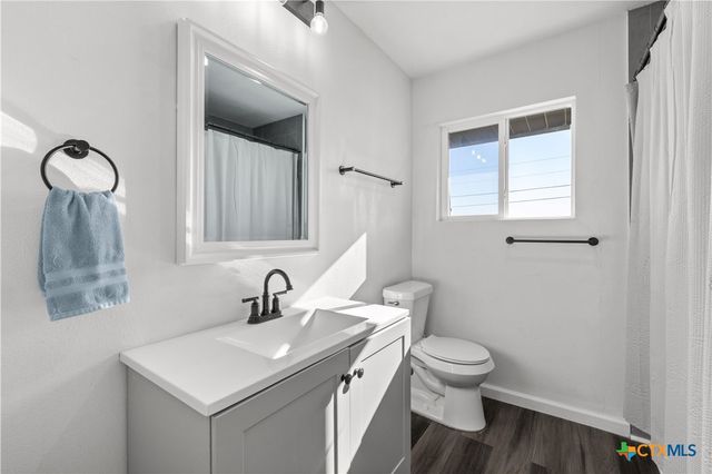 2005 E Avenue I, Temple, TX 76501