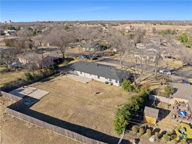 2005 E Avenue I, Temple, TX 76501