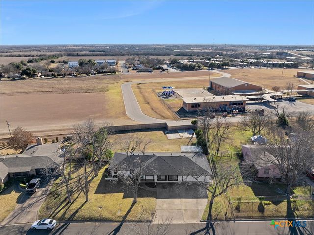 2005 E Avenue I, Temple, TX 76501