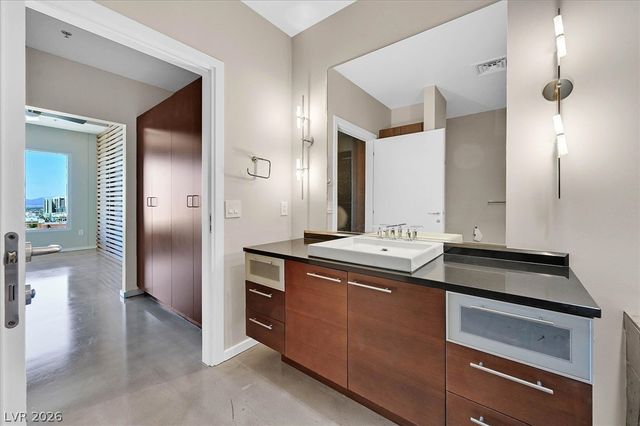 900 Las Vegas Boulevard 1403, Las Vegas, NV 89101