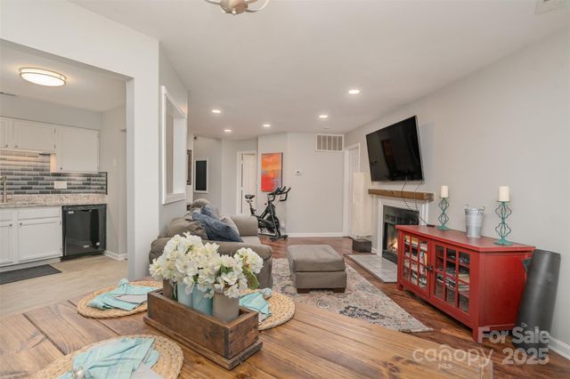 6501 Clavell Lane B, Charlotte, NC 28210