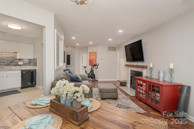 6501 Clavell Lane B, Charlotte, NC 28210