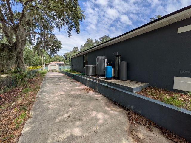 1813 JACKSON AVENUE, Lehigh Acres, FL 33972
