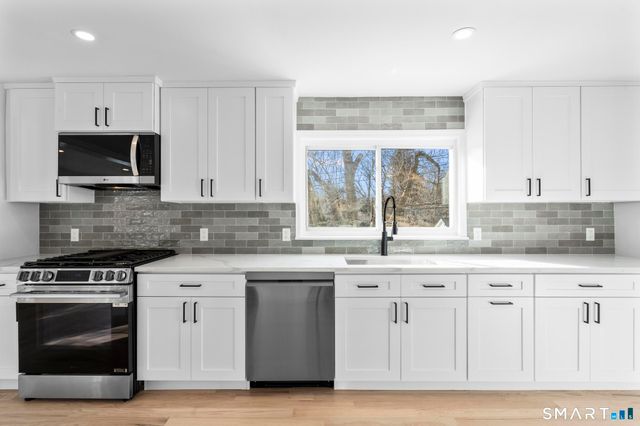 78 Elizabeth Avenue, Stamford, CT 06907