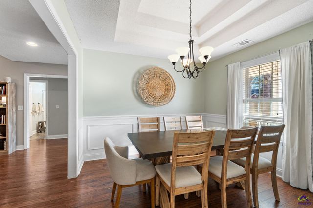 218 Ellicott Dr, Warner Robins, GA 31088