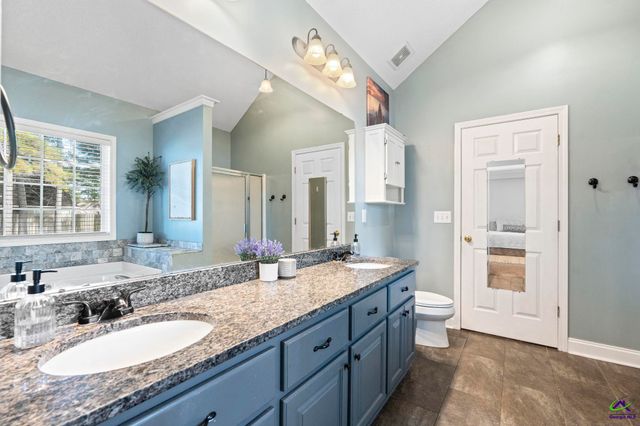 218 Ellicott Dr, Warner Robins, GA 31088