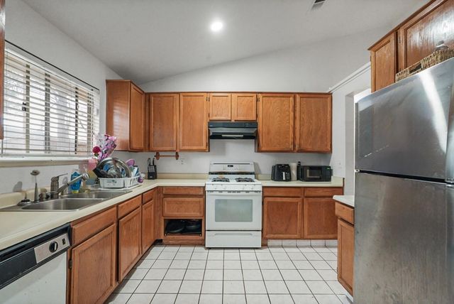 3816 Dano Ct, Ceres, CA 95307