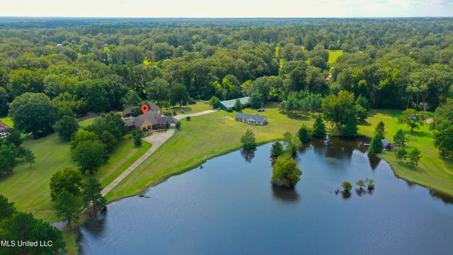 5550 Springridge Road, Raymond, MS 39154