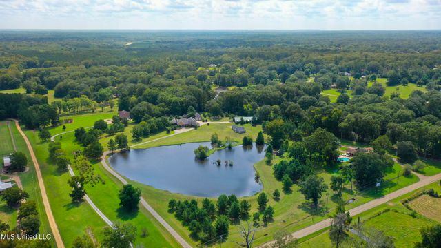 5550 Springridge Road, Raymond, MS 39154