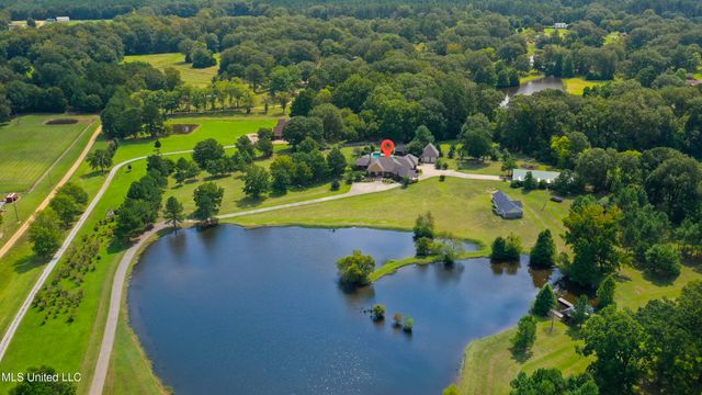 5550 Springridge Road, Raymond, MS 39154