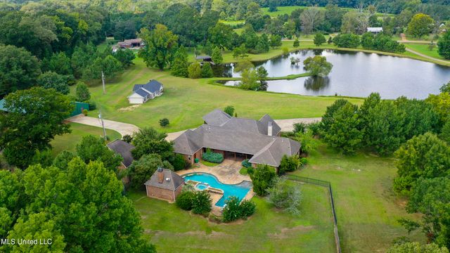5550 Springridge Road, Raymond, MS 39154
