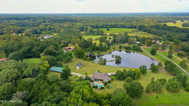 5550 Springridge Road, Raymond, MS 39154