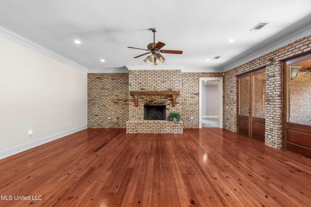 5550 Springridge Road, Raymond, MS 39154
