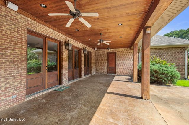 5550 Springridge Road, Raymond, MS 39154