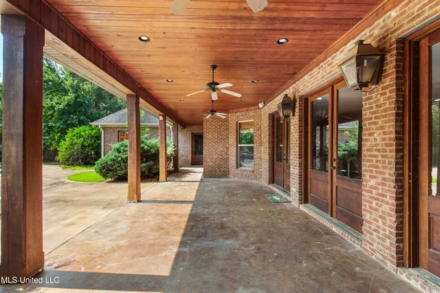 5550 Springridge Road, Raymond, MS 39154