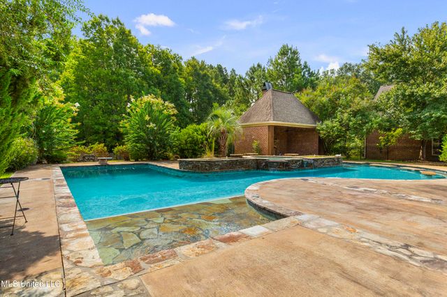 5550 Springridge Road, Raymond, MS 39154