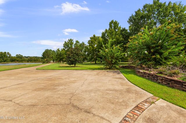 5550 Springridge Road, Raymond, MS 39154