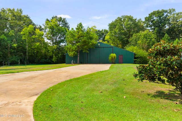 5550 Springridge Road, Raymond, MS 39154