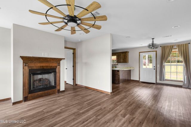 5550 Springridge Road, Raymond, MS 39154