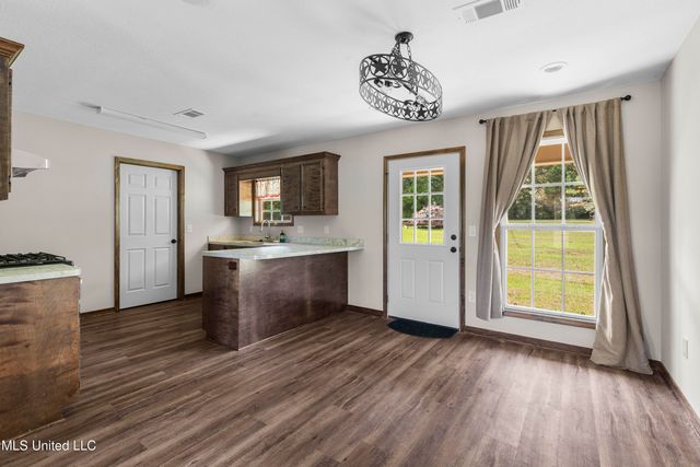 5550 Springridge Road, Raymond, MS 39154