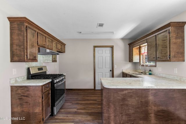 5550 Springridge Road, Raymond, MS 39154