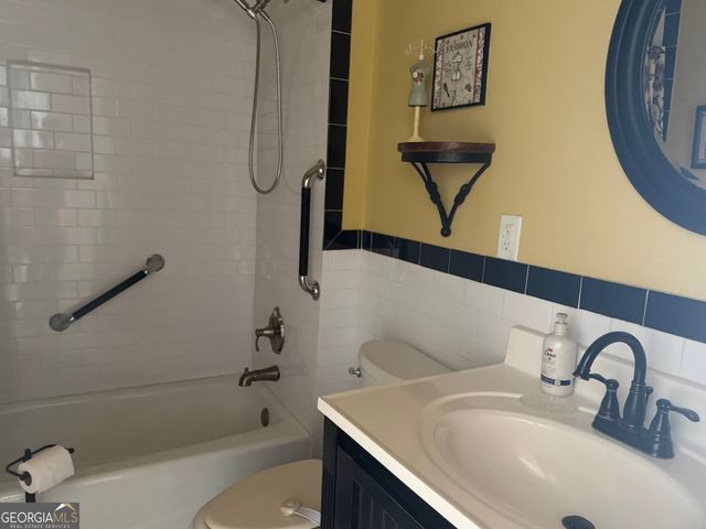 988 New Street, Macon, GA 31210