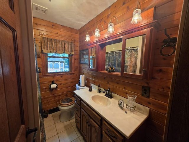 N3940 FOREST DRIVE, Hancock, WI 54943