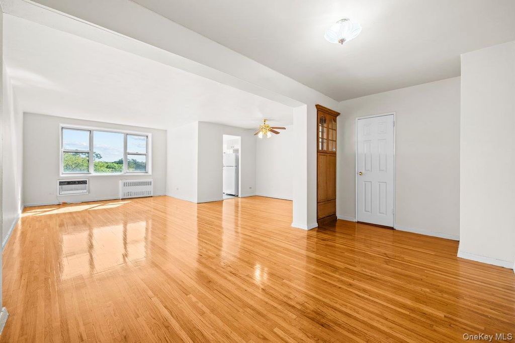 6300 Riverdale Avenue 5A, Bronx, NY 10471 — photo 3