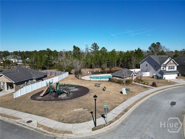 233 Augusta Way, Hinesville, GA 31313