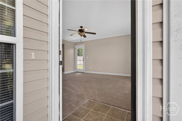 233 Augusta Way, Hinesville, GA 31313