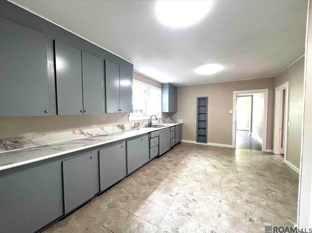 5024 Sherwood St, Baton Rouge, LA 70805