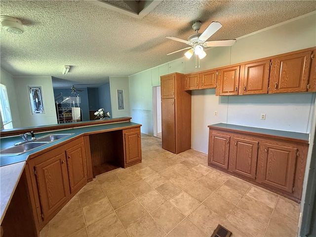 240 Professional Court, Dallas, GA 30132